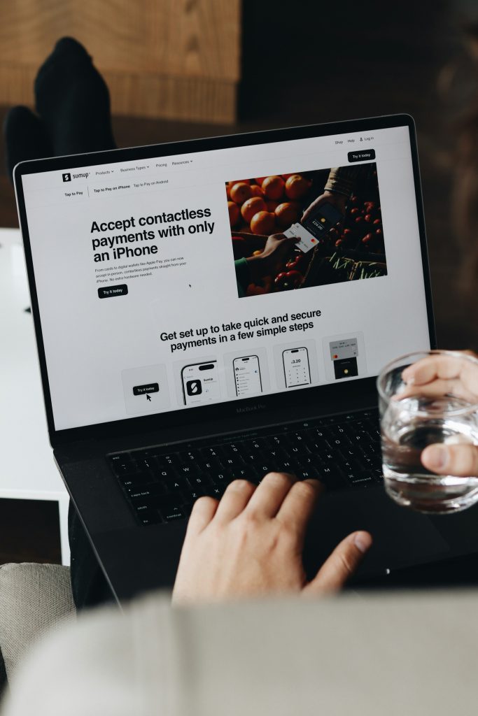 sumup nK9w3J8cSxU unsplash